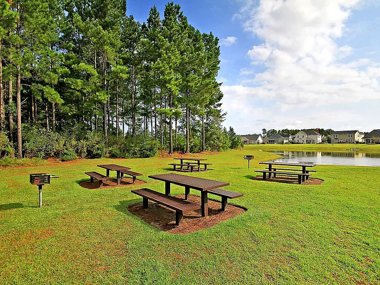 301 Firewheel Ct — Photo 30