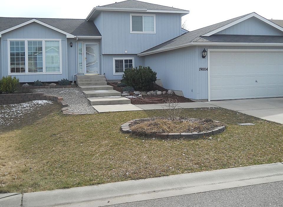 1st image of 19004 E Shannon Ln