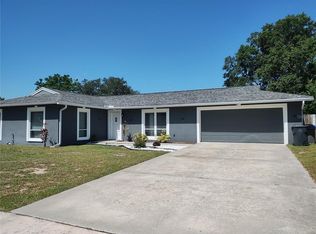 2210 Kingswood Ln, Brandon, FL 33511