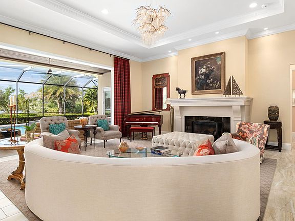 5th image of 1327 River Club Dr