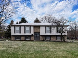 3305 Braewood Dr, Cincinnati, OH 45241