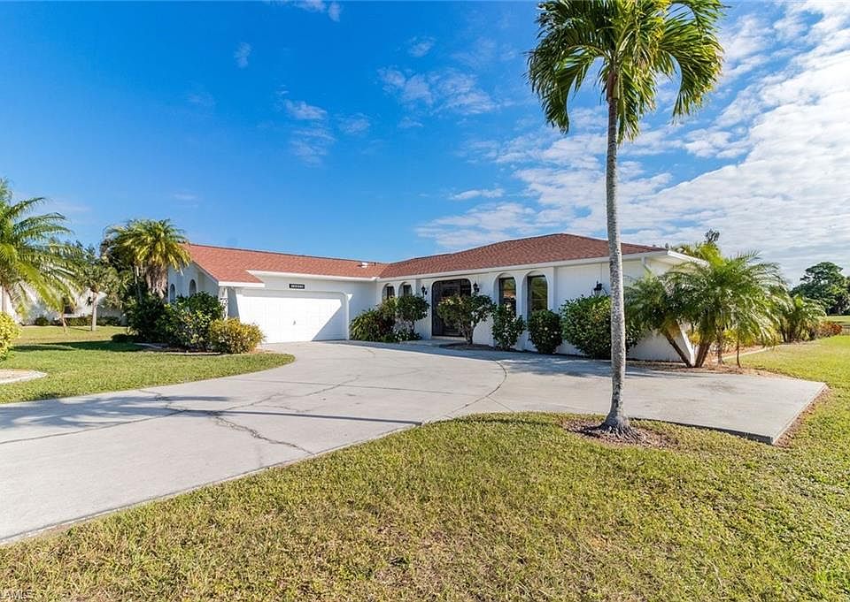 1st image of 14076 Sandarac Dr