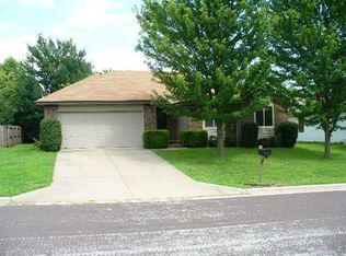 3216 S Newton Ave, Springfield, MO 65807