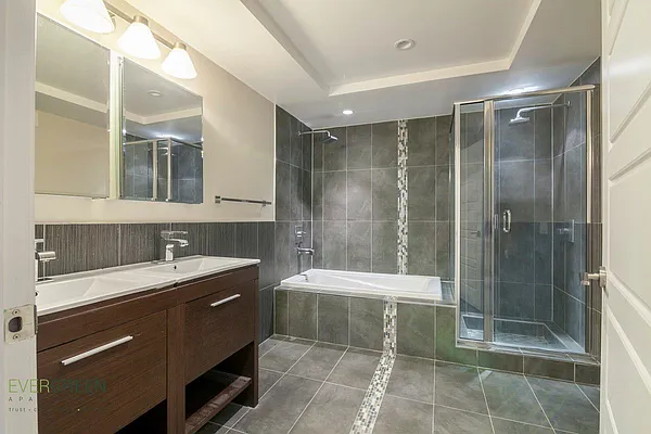 Rented by Nooklyn NYC LLC | media 22