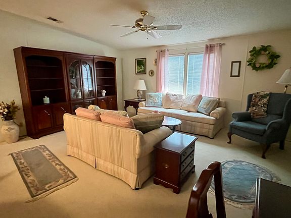 5th image of 10911 Tumbleweed Dr