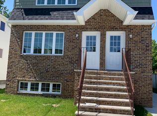 37 Summit Rd, Staten Island, NY 10307