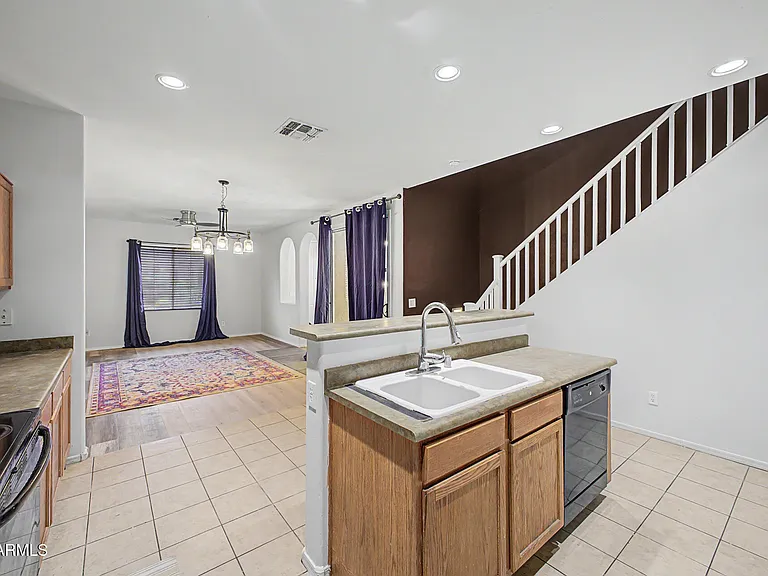 1944 N 77th Gln — Photo 12