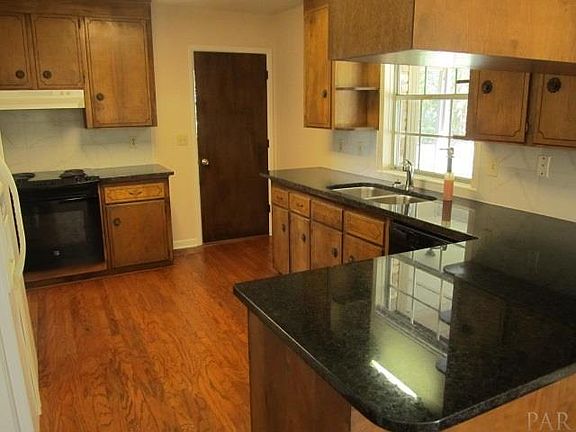 3rd image of 1200 Ramblewood Dr