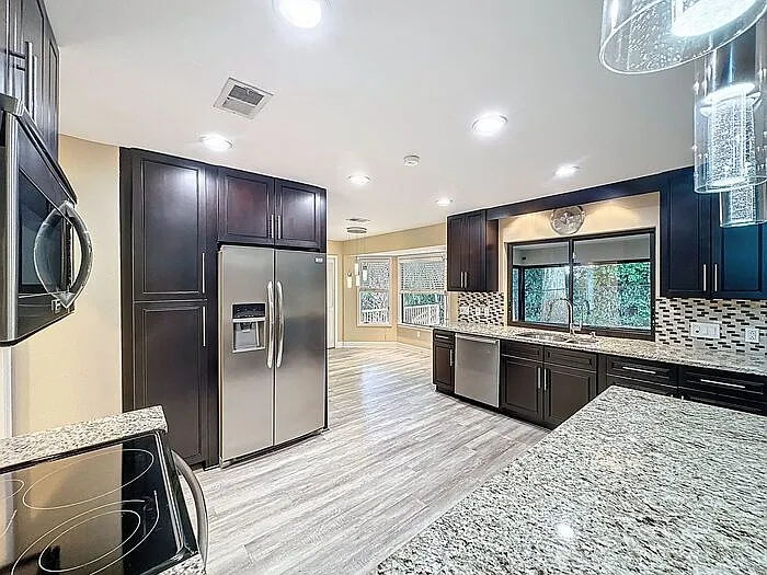 6846 Lake View Dr — Photo 15