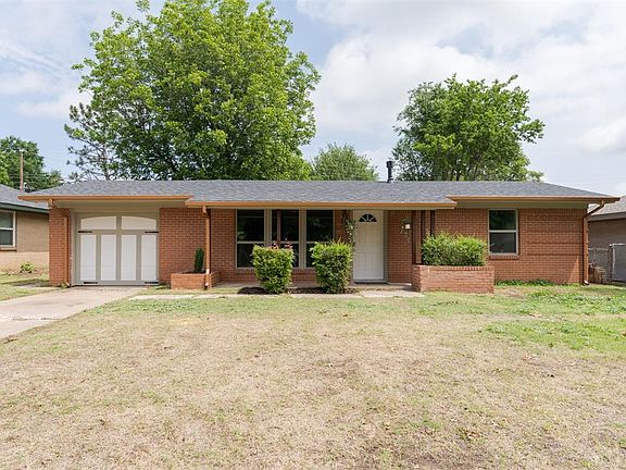 2nd image of 2749 SW 46th Pl