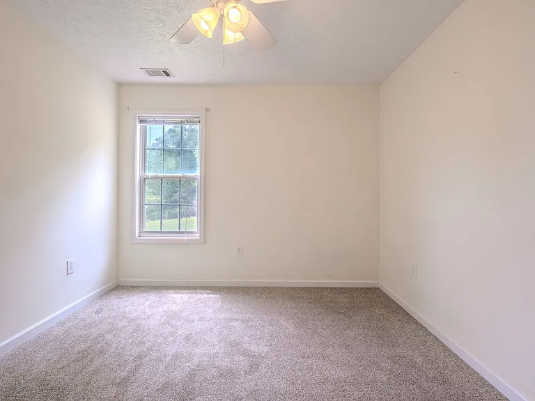 103 Williams Ct — Photo 11