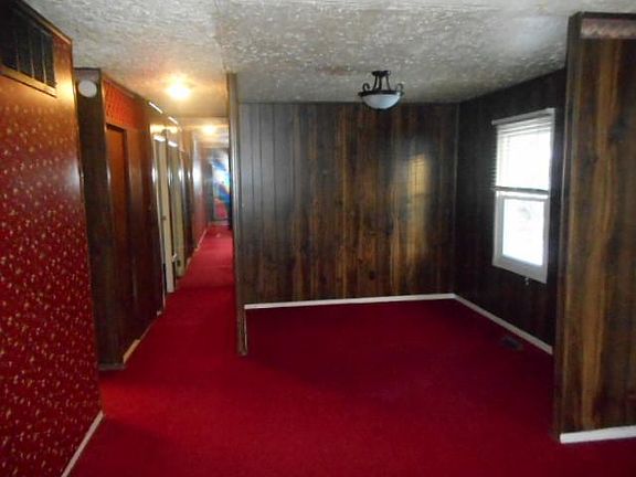 4th image of 2109 E 216th St