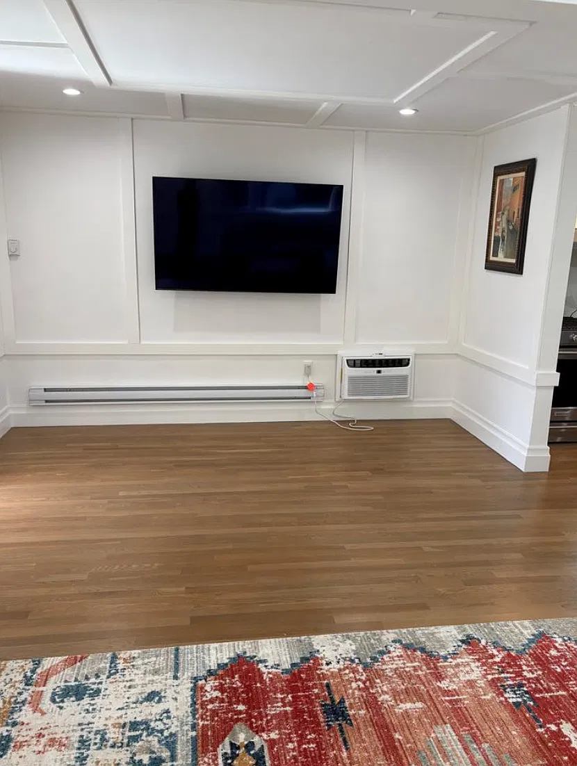 3 bed, 1271 sqft, $5,950 — Photo 3