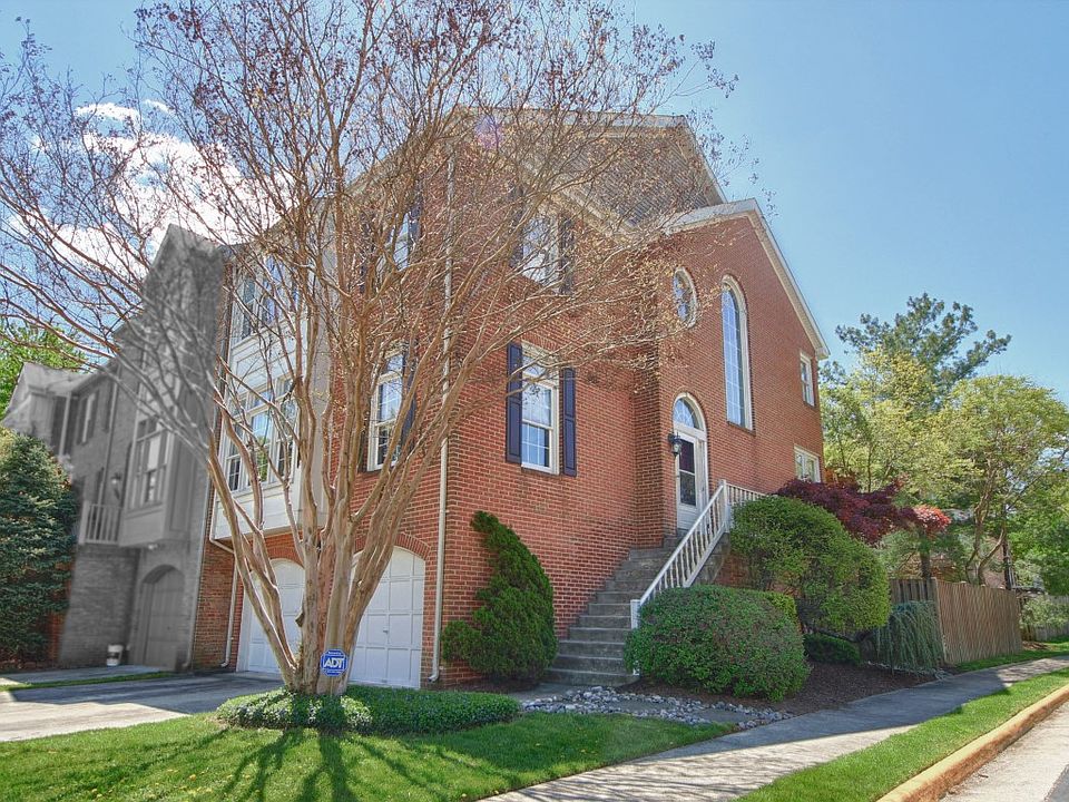 1st image of 14511 Oakmere Dr