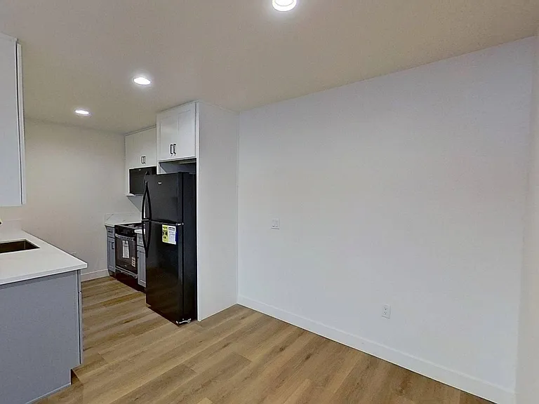 829 N Garfield St — Photo 21