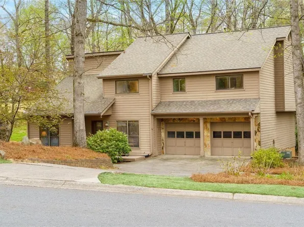 2252 Chimney Springs Dr, Marietta, GA 30062