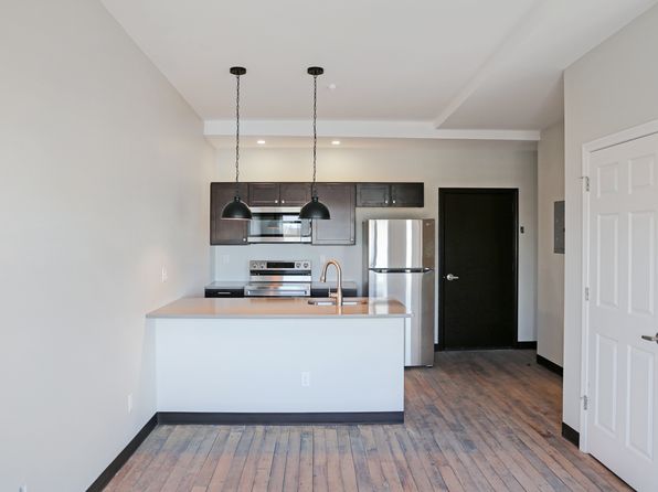 43 Railroad St UNIT 203