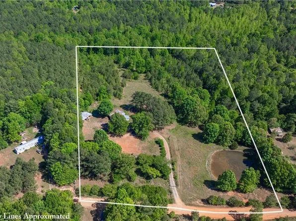 3917 Mountain Creek Rd, Asheboro, NC 27205