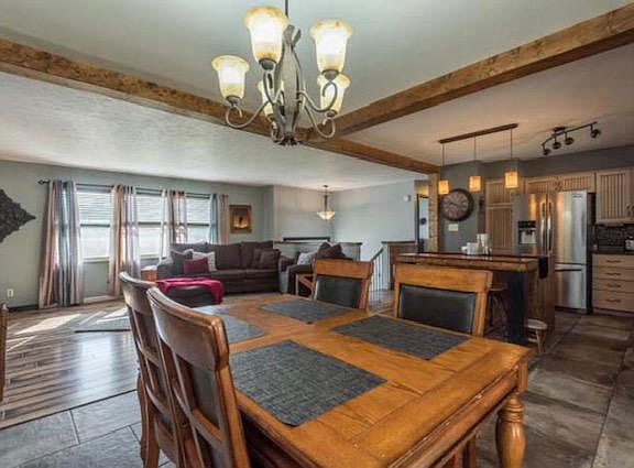 4th image of 10527 Blakewood Dr
