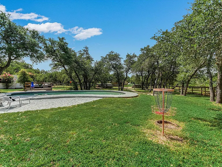 4717 Sam Bass Rd — Photo 28