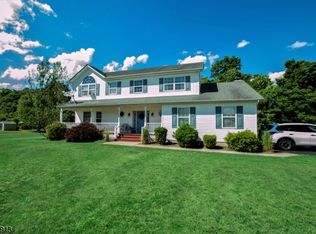 41 Heritage Xing, Circleville, NY 10919