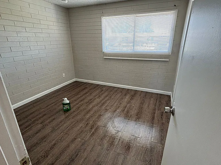 7130 W Highland Ave — Photo 4