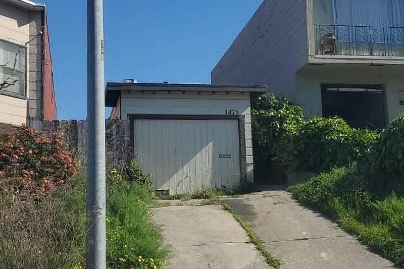 1st image of 1476 Oakdale Ave