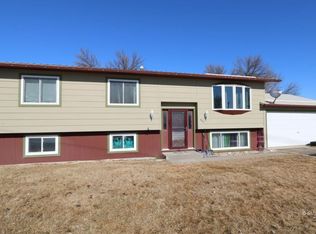 509 Juniper Ave, Glendive, MT 59330