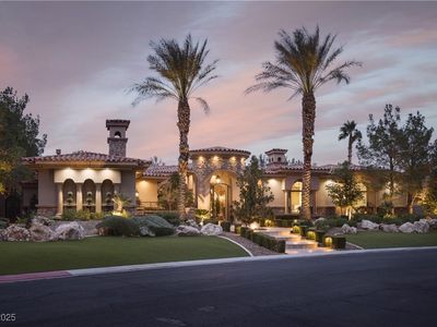 22 Castle Oaks Ct, Las Vegas, NV, 89141