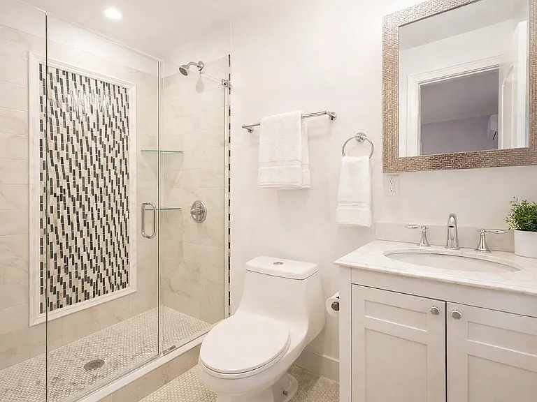 9 Holly Pl #1 — Photo 11