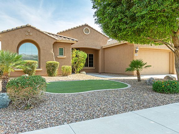 2nd image of 17939 W Las Palmaritas Dr