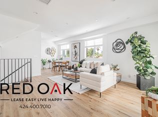 11956 Vanowen St #11956, North Hollywood, CA 91605