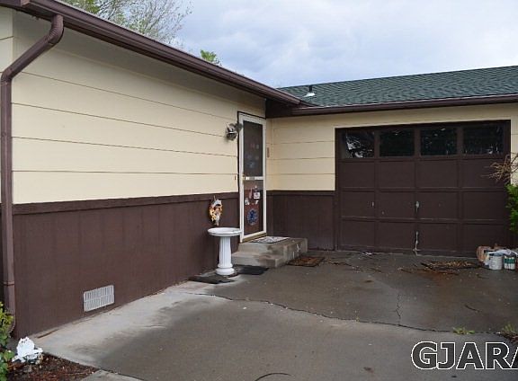One Car Garage