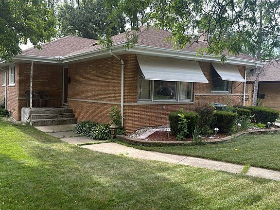 3rd image of 16409 Greenwood Ave
