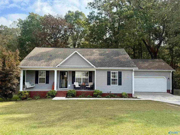 77 Temple Xing, Arab, AL 35016