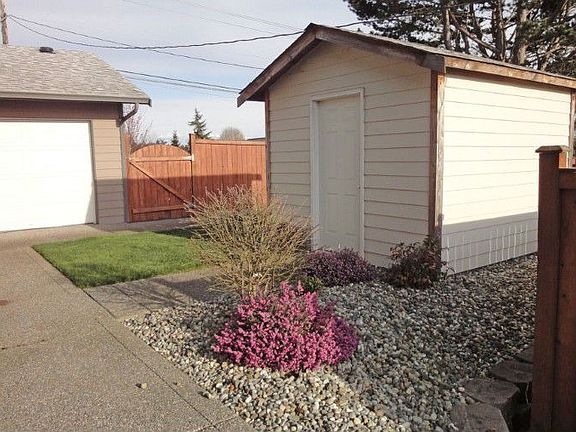 3rd image of 28258 68th Ave NW