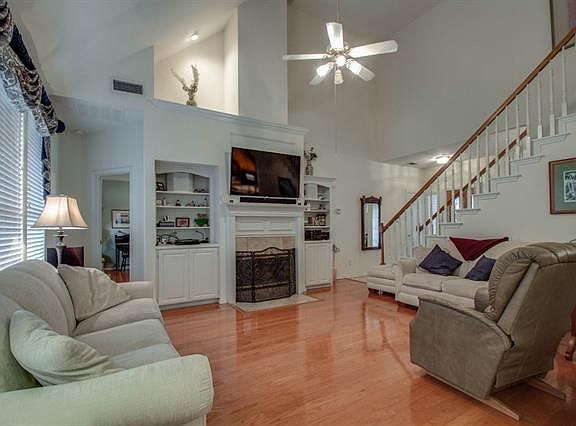 5th image of 4325 Crescent Dr