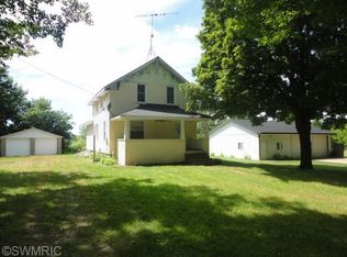 1345 Kingston Rd, Ionia, MI 48846