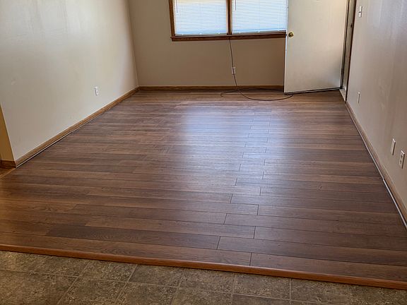 5th image of 1404 N Severance St #A