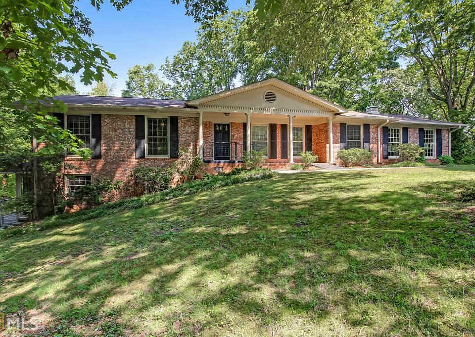 1st image of 715 Crudup Dr