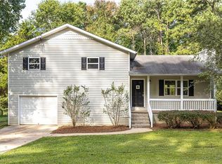 2735 Frank Ln, Douglasville, GA 30135