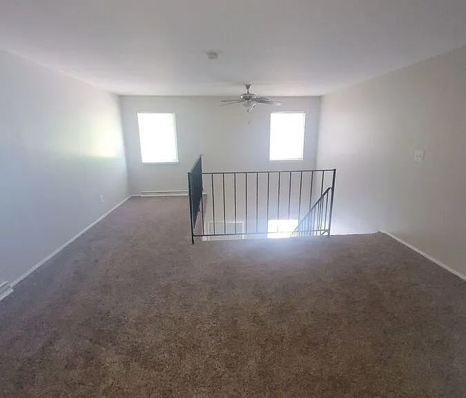 1043 Scarborough Ct #K1 — Photo 4