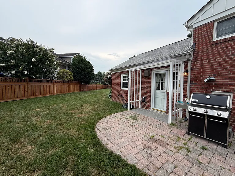 709 W View Ter — Photo 10