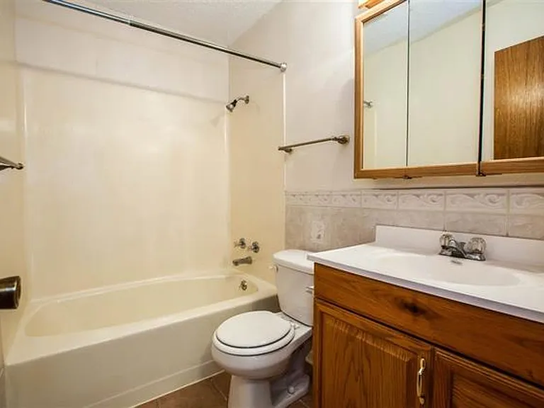 709 Dondee Dr #11 — Photo 6