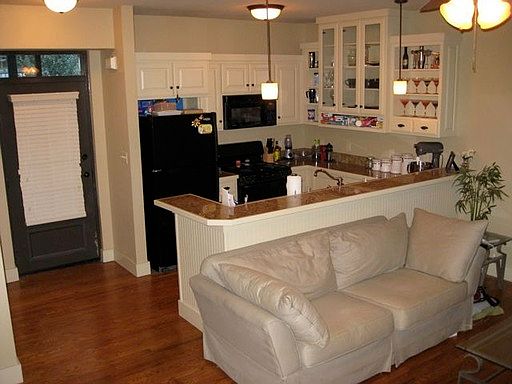 3rd image of 255 N Fletcher Ave APT 2