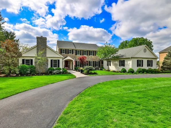 342 Bishopsbridge Dr, Cincinnati, OH 45255