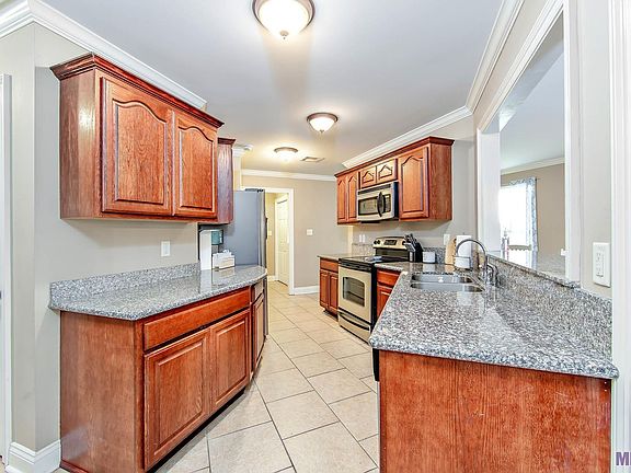 3rd image of 297 Gabreten Ln