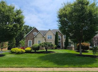 12 Millwood Ct, Monroe Twp, NJ 08831