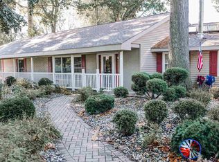 3543 N Riverlawn Dr, Warsaw, IN 46582