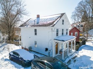 89 Hempstead Street, New London, CT 06320